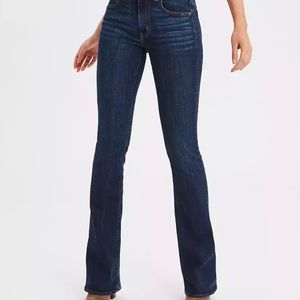 American Eagle Women’s Super Stretch Artist Jeans